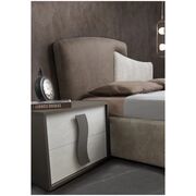 Dormitor Twin, alb/gri, pat 160x200 cm, dulap cu 2 usi culisante, 2 noptiere, comoda